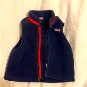 Patagonia synchilla navy vest 6-12 months
